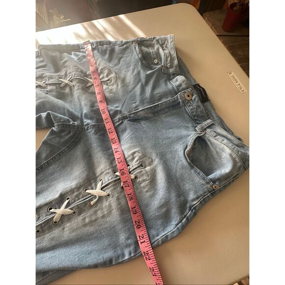 Ashley Stewart Women's Light Blue Lace Up Flare Wide Leg Denim Jeans Size 16 - Picture 5 of 9